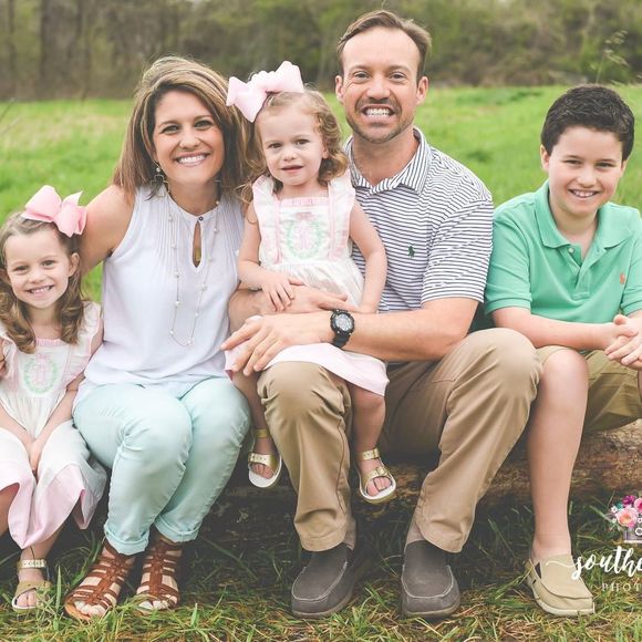 Meet your Posher, Kacey - Picture 1 of 1